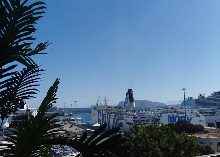 Port Side * Palermo